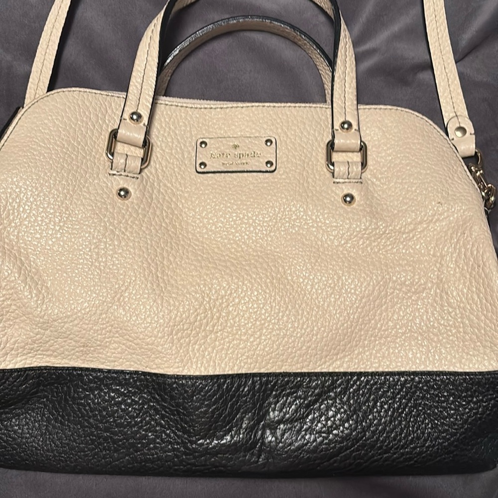Kate Spade Handbag, authentic - Picture 1 of 7